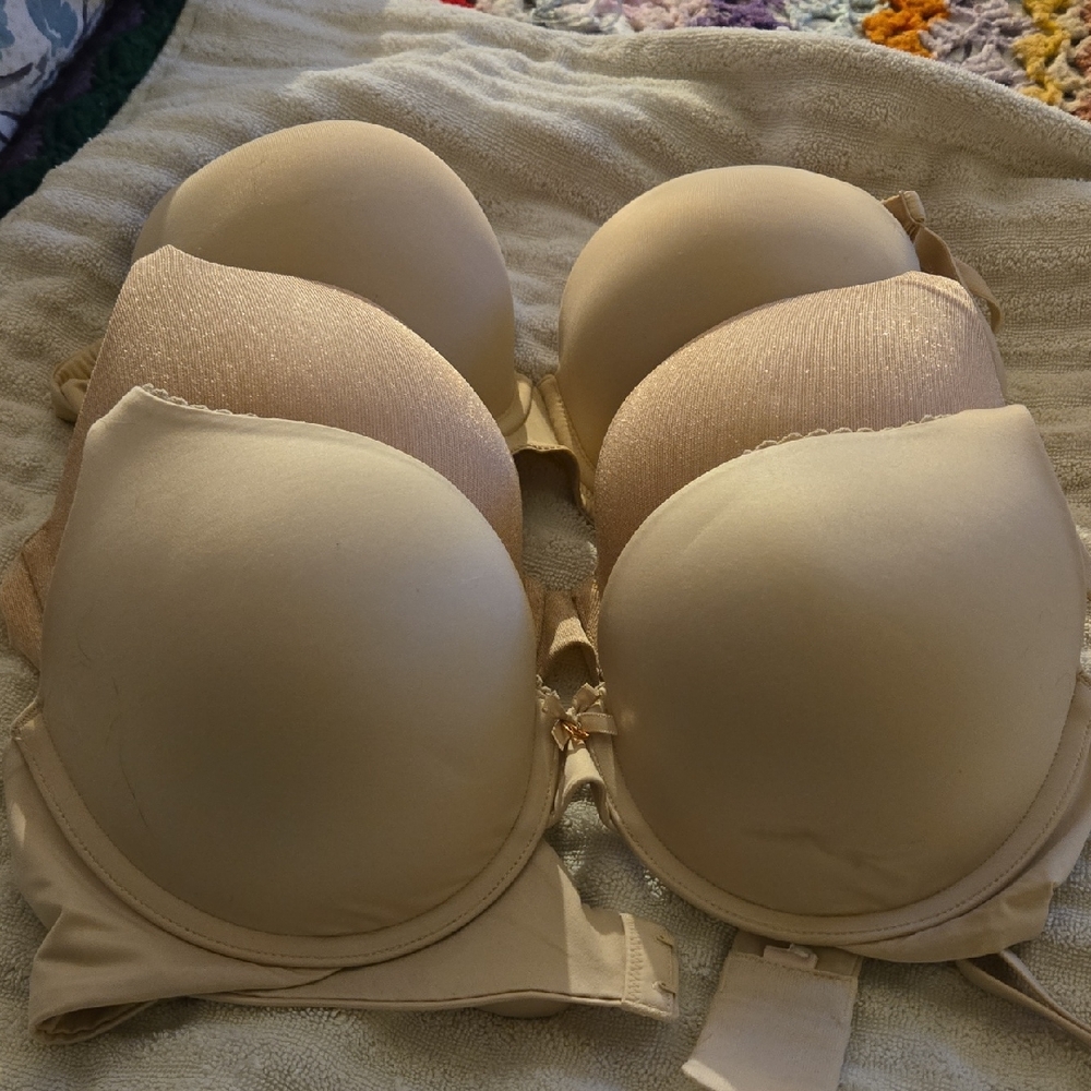 Victoria's Secret Beige Push-Up Bra